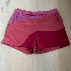 Rare Outdoor Voices rektrek shorts - size small